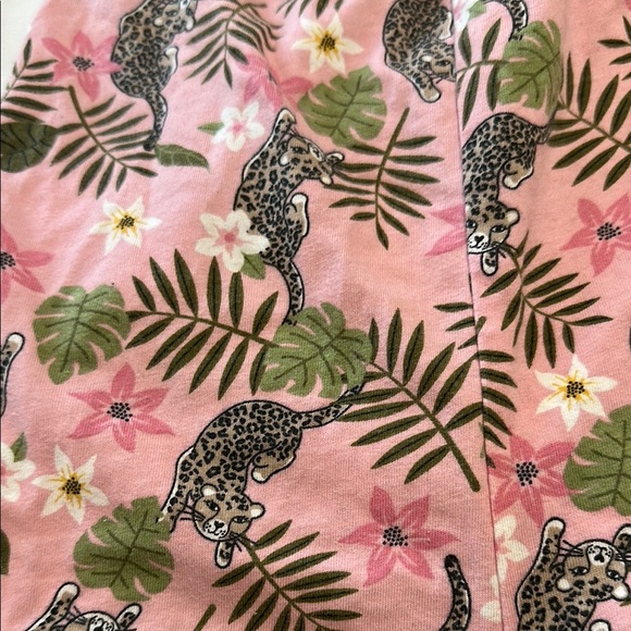 Pink Leopard Print Baby Romper - Picture 2 of 4